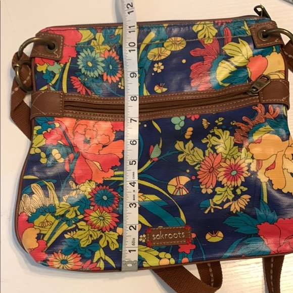 Sakroots Crossbody Bag - Picture 10 of 10
